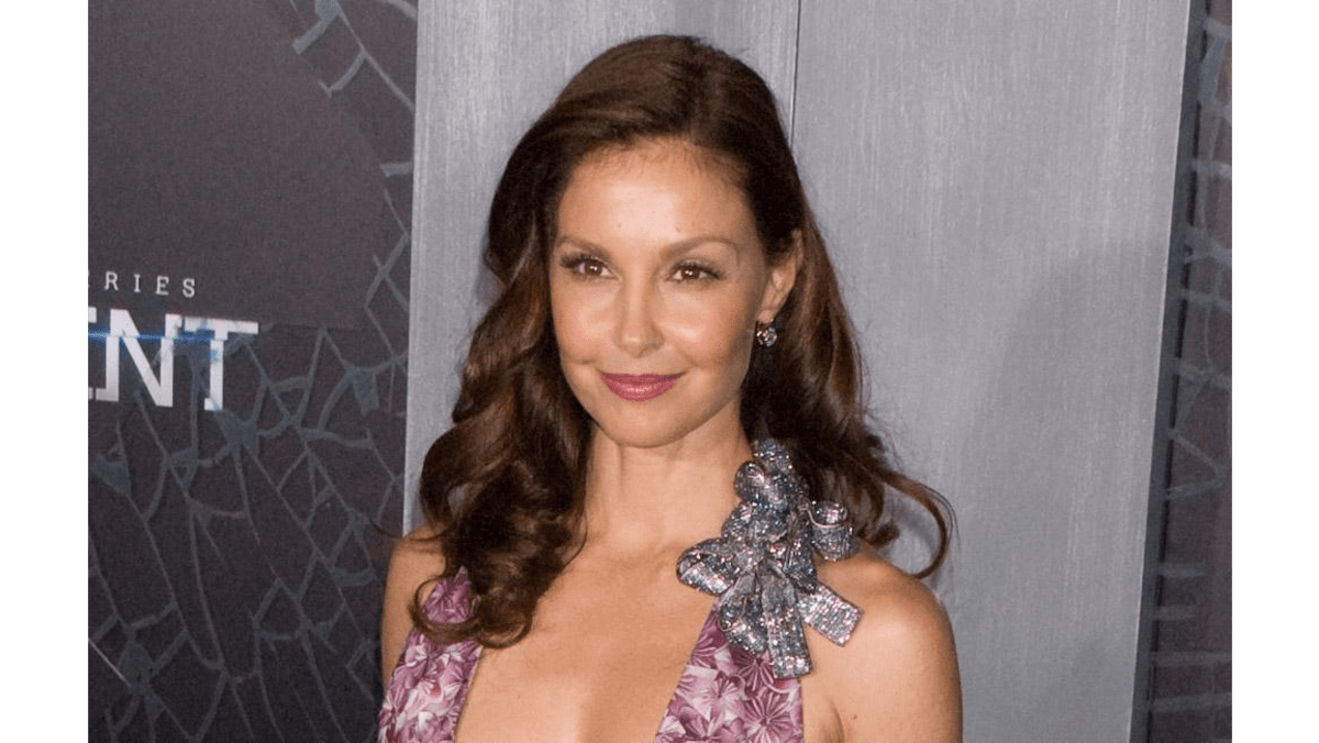 Ashley Judd details alleged Harvey Weinstein harassment 8days