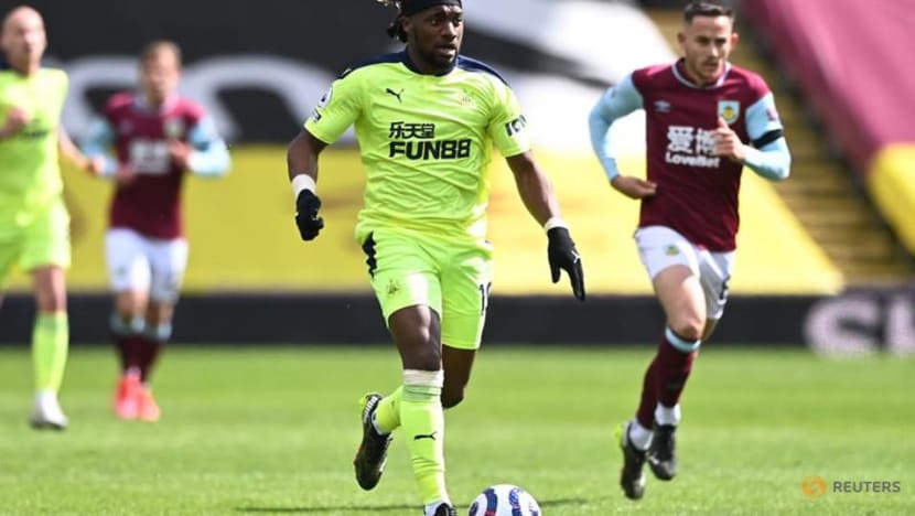 Soccer-Saint-Maximin inspires crucial win for Newcastle at Burnley Soccer-Saint-Maximin inspires crucial win for Newcastle at Burnley