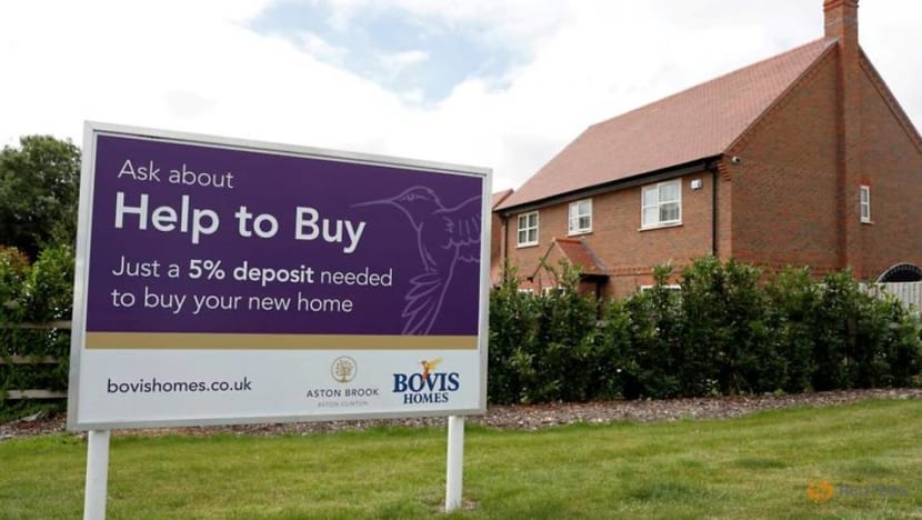 Hong Kong landlords snap up UK property Hong Kong landlords snap up UK property
