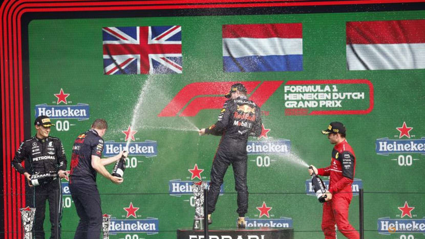 Verstappen continues winning streak in home Dutch GP Verstappen continues winning streak in home Dutch GP
