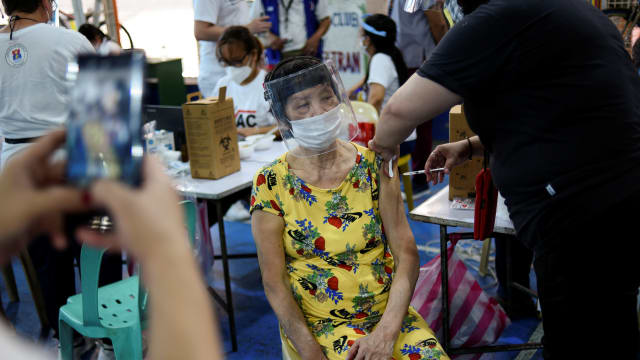 【冠状病毒19】疑有人出售疫苗接种机会 菲律宾警方展开调查