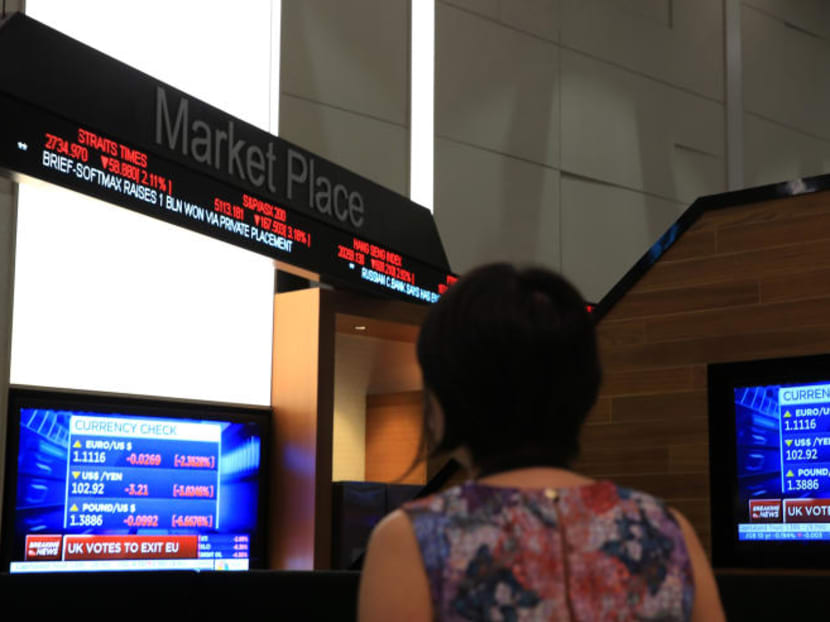 Almost everyone is happy to be invested when markets are rising, but how do we guard against our own instincts telling us to run when markets fall and news headlines scream that the end of the world is nigh? TODAY File Photo Almost everyone is happy to be invested when markets are rising, but how do we guard against our own instincts telling us to run when markets fall and news headlines scream that the end of the world is nigh? TODAY File Photo