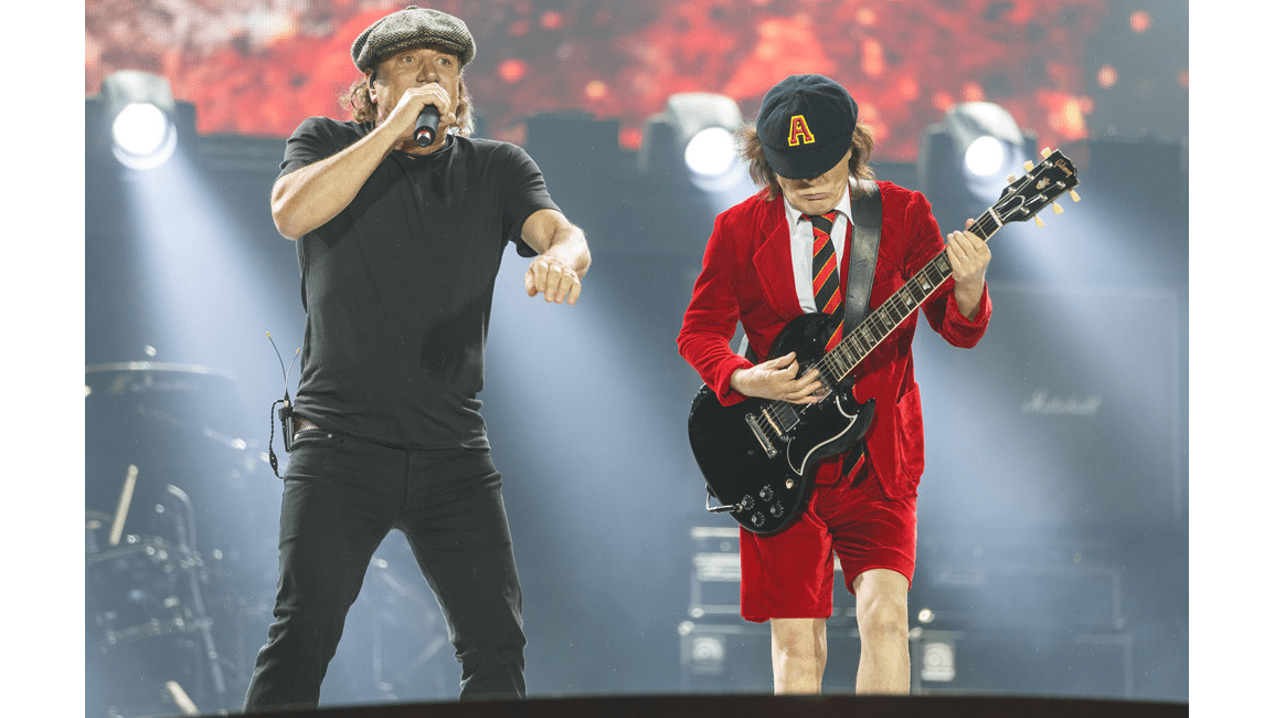 Study: Surgeons Who Listen To AC/DC Are Faster, More Accurate And Efficient