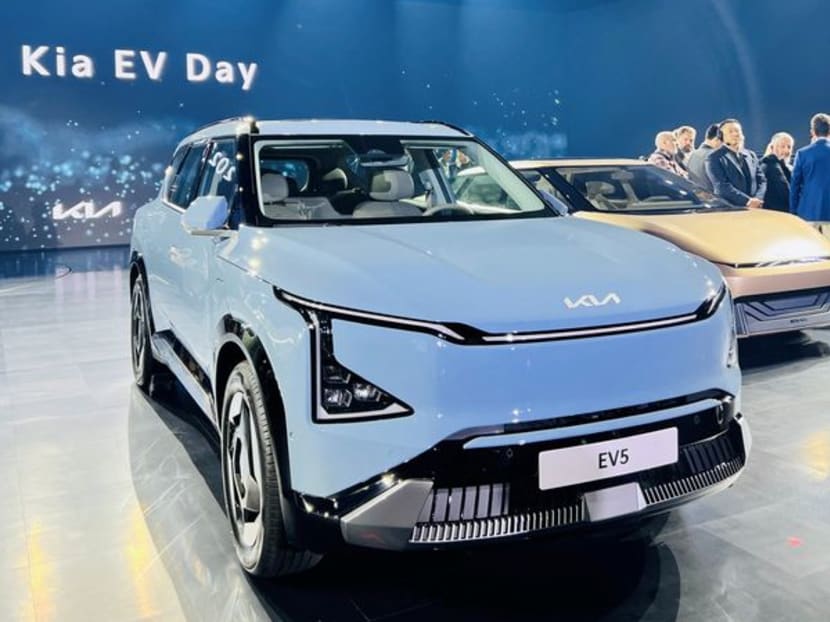Kia Corp unveils three small to mid sized EVs to widen its appeal