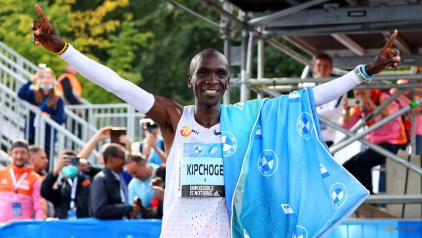 Kipchoge eyes third straight Olympic marathon gold at Paris Kipchoge eyes third straight Olympic marathon gold at Paris
