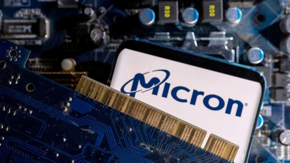 Tiongkok melarang pembuat chip Micron dari industri-industri utama, sehingga memicu kembali ketegangan perdagangan AS