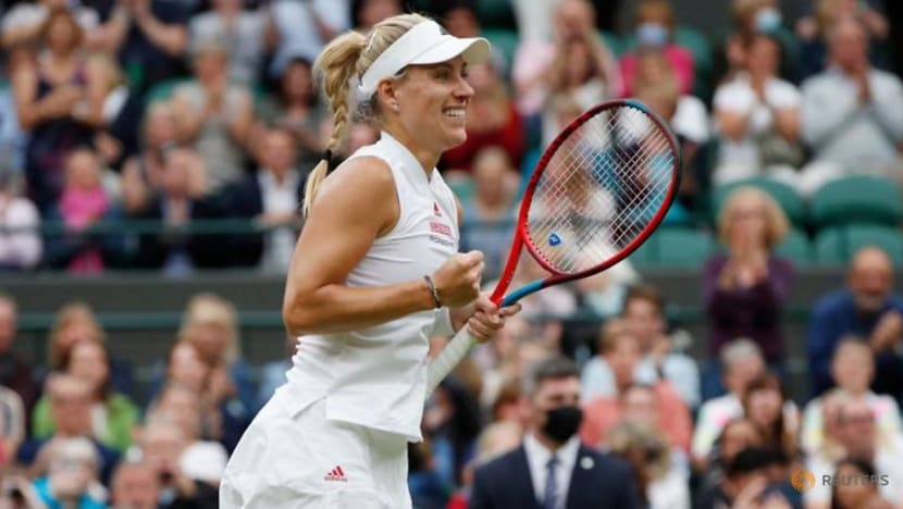 Tennis: Former champion Kerber eases past Muchova into semi-finals Tennis: Former champion Kerber eases past Muchova into semi-finals