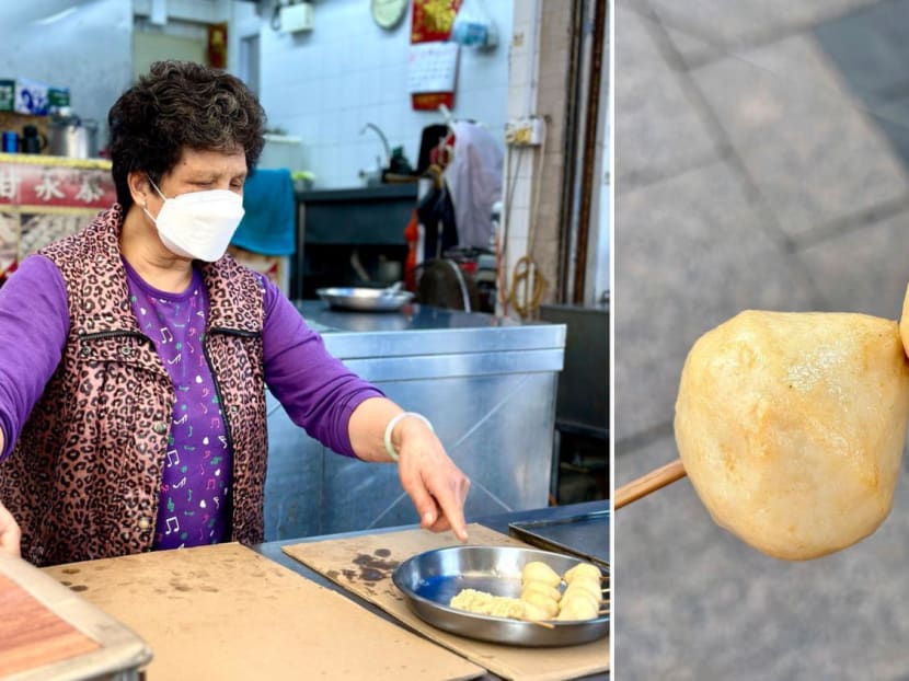 Delish Giant Fishballs Sold By Hong Kong Hawker Who Only Serves Customers She Approves Of
