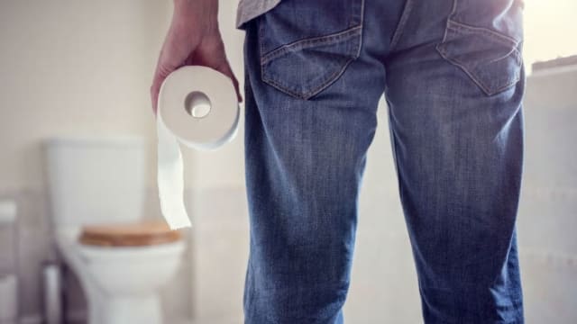 男人如厕习惯影响健康