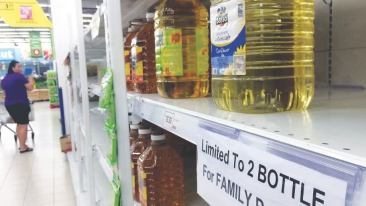 Malaysian consumers fry over cooking oil shortage TODAY