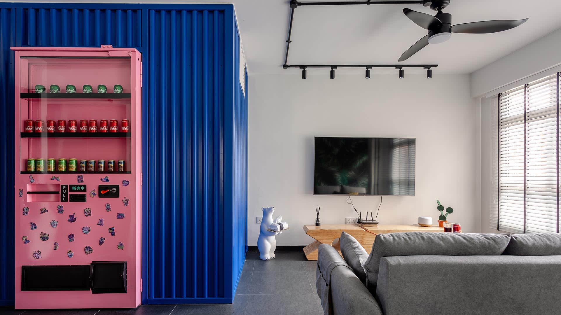 A Vending Machine At Home? This Sengkang BTO Flat Has A Cute One, But It’s Not The Only Fun Feature Here A Vending Machine At Home? This Sengkang BTO Flat Has A Cute One, But It’s Not The Only Fun Feature Here