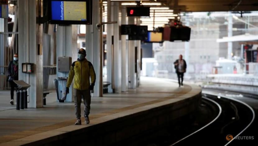 France to tighten review of foreign investments France to tighten review of foreign investments