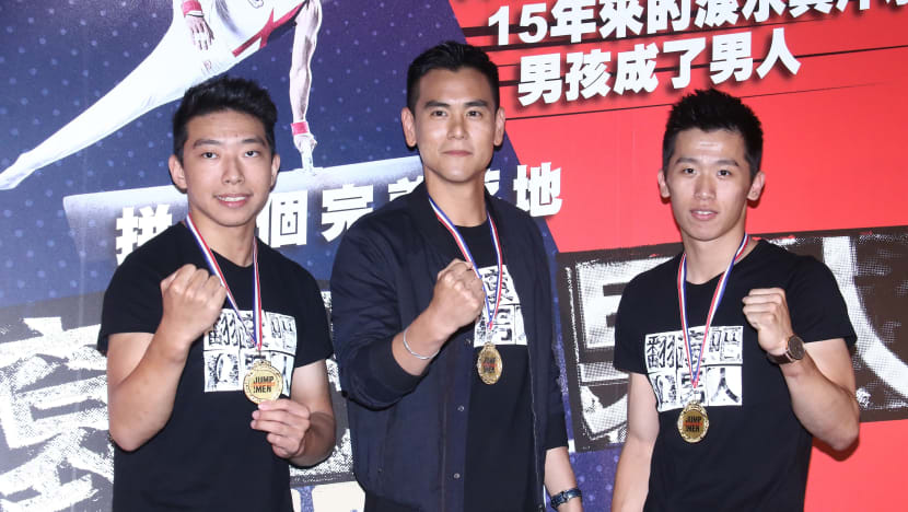 Who Did Eddie Peng Secretly Give Money To?