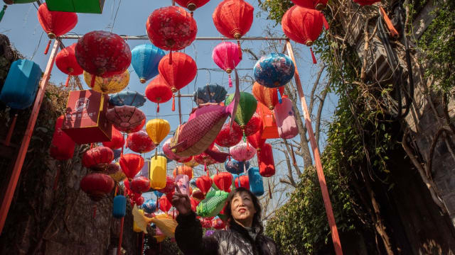 中国春节假期 出游人数和总花费创新高