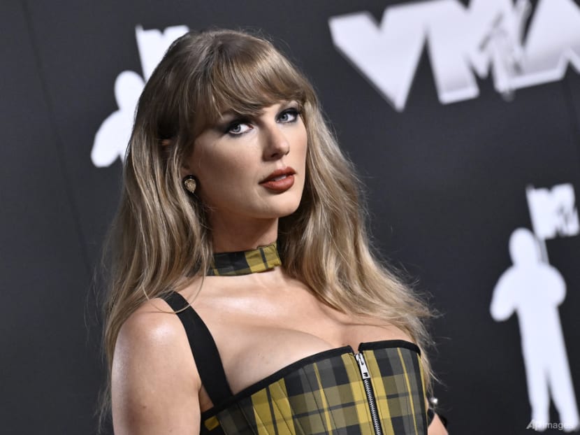 Taylor Swift donates US5 million to hurricane relief efforts in