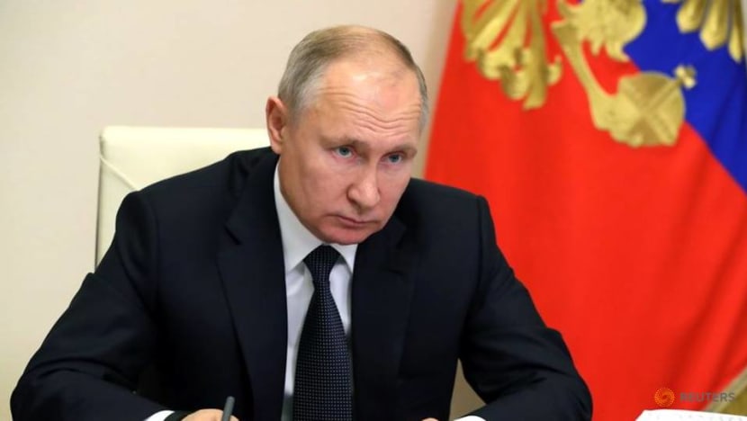 Putin decides to receive COVID-19 vaccine: Kremlin Putin decides to receive COVID-19 vaccine: Kremlin