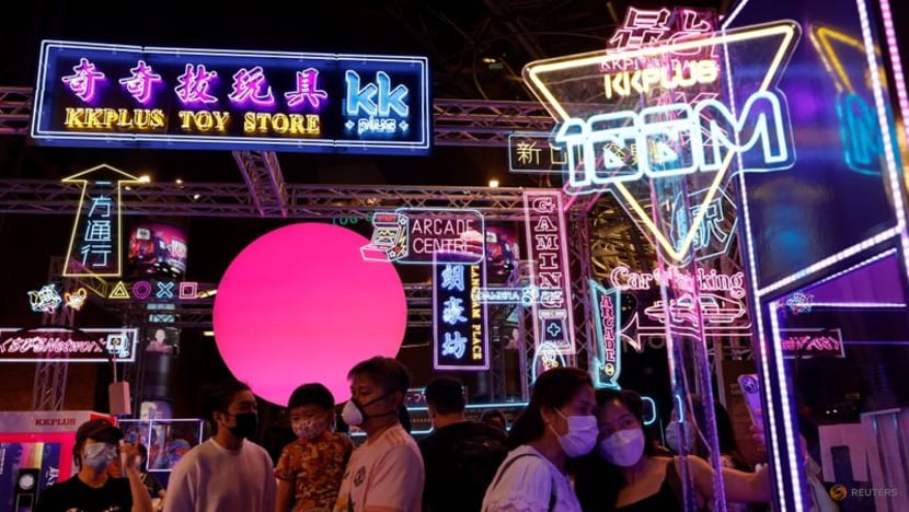 Hong Kong retail sales rise for 7th month, consumption voucher to support sentiment Hong Kong retail sales rise for 7th month, consumption voucher to support sentiment