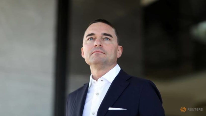 From goal posts to fishnets, German investor Windhorst hurries to clear billion-plus debt From goal posts to fishnets, German investor Windhorst hurries to clear billion-plus debt