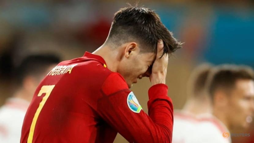 Football: Morata reveals social media abuse, threats to family Football: Morata reveals social media abuse, threats to family
