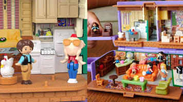 The Collector’s Polly Pocket & ‘Friends’ Collab Is Finally In Singapore; Has Central Perk, Thanksgiving Turkey & Other Iconic Scenes