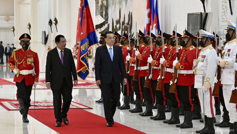 Chinese premier announces new aid for close ally Cambodia