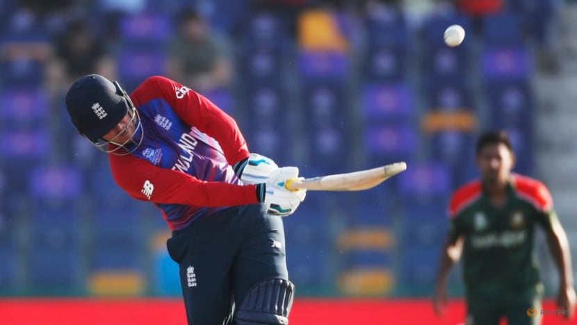 England rout Bangladesh to close in on semis berth