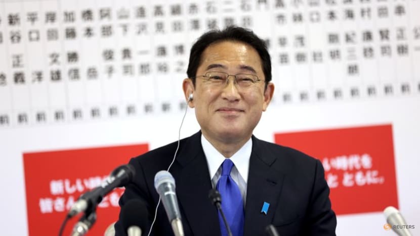 Japan to compile 'large-scale' stimulus package in mid-Nov, says PM Kishida Japan to compile 'large-scale' stimulus package in mid-Nov, says PM Kishida