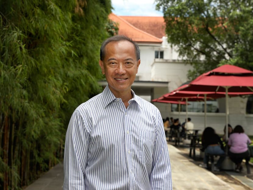 Former Cabinet minister George Yeo (pictured) is an aspiring erhu player. Former Cabinet minister George Yeo (pictured) is an aspiring erhu player.