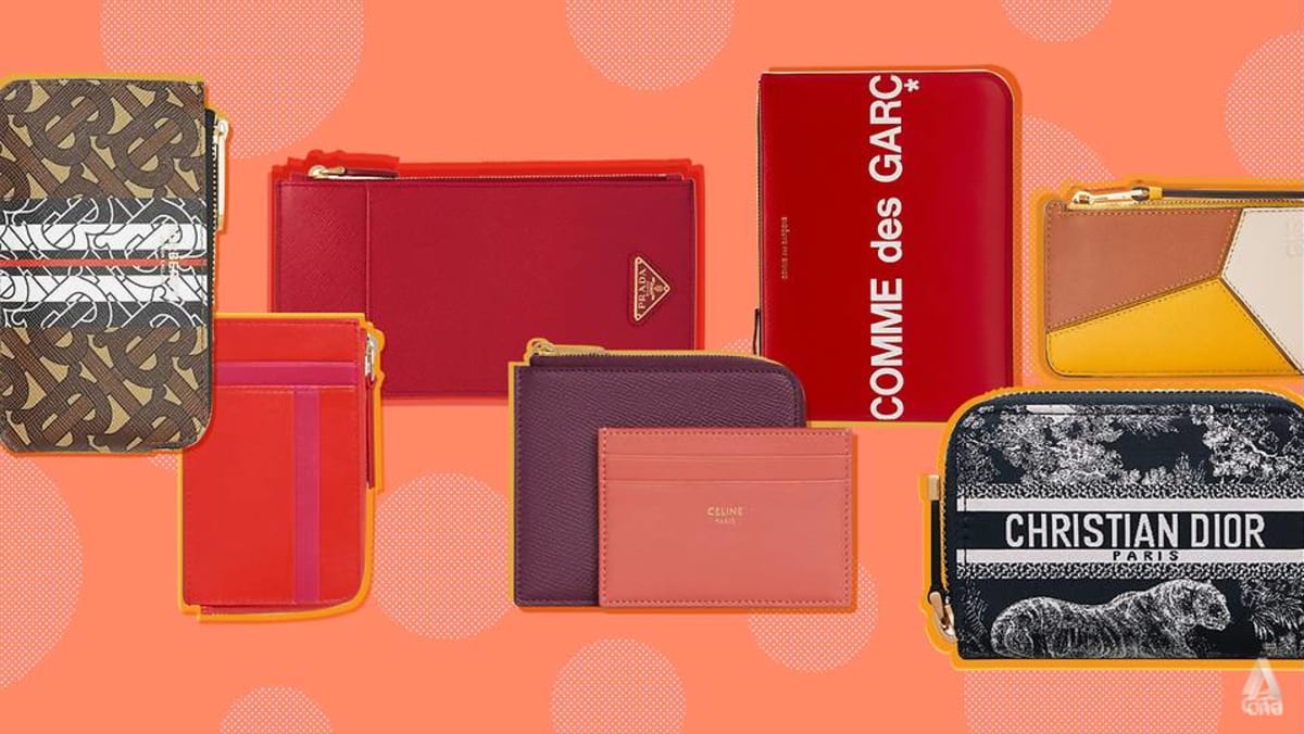 No space in your mini bag 15 designer wallets holders that fit