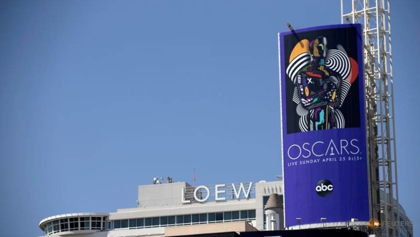 'A little bit of sparkle': fashionistas eye Oscars red carpet frocks 'A little bit of sparkle': fashionistas eye Oscars red carpet frocks