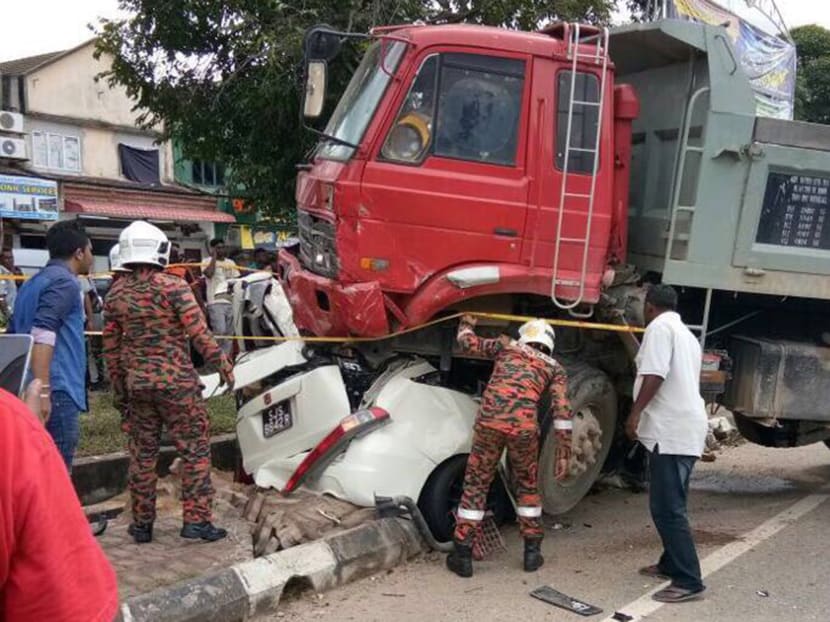 Outofcontrol lorry caused deaths of 4 Singaporeans in Port Dickson