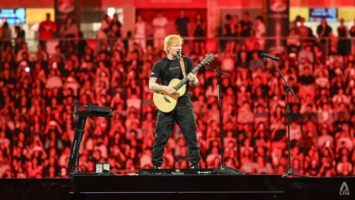 Ed Sheeran concert in Singapore: A birthday bash with surprise guest JJ Lin - Vimarsana News