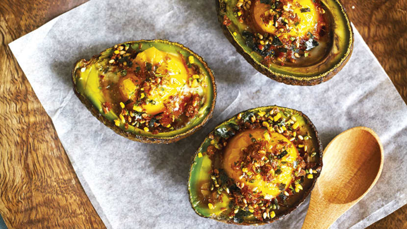 It Takes Just 10 Minutes To Make These Oozy Soft-Baked Eggs In Avocado