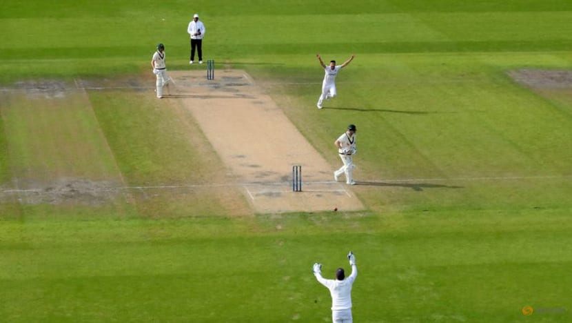 Wood leaves Australia reeling as big-hitting England on brink of test win