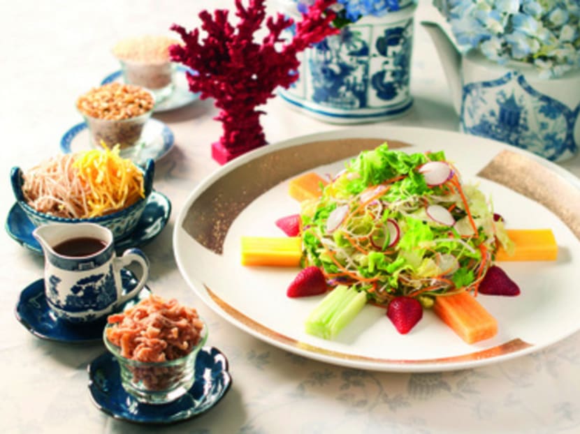 What to do if there’s no raw fish in the yu sheng? What to do if there’s no raw fish in the yu sheng?