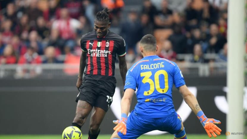 Leao double boosts Milan's top-four hopes in 2-0 win over Lecce Leao double boosts Milan's top-four hopes in 2-0 win over Lecce