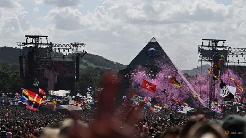 Diana Ross spreads the love at Glastonbury Diana Ross spreads the love at Glastonbury