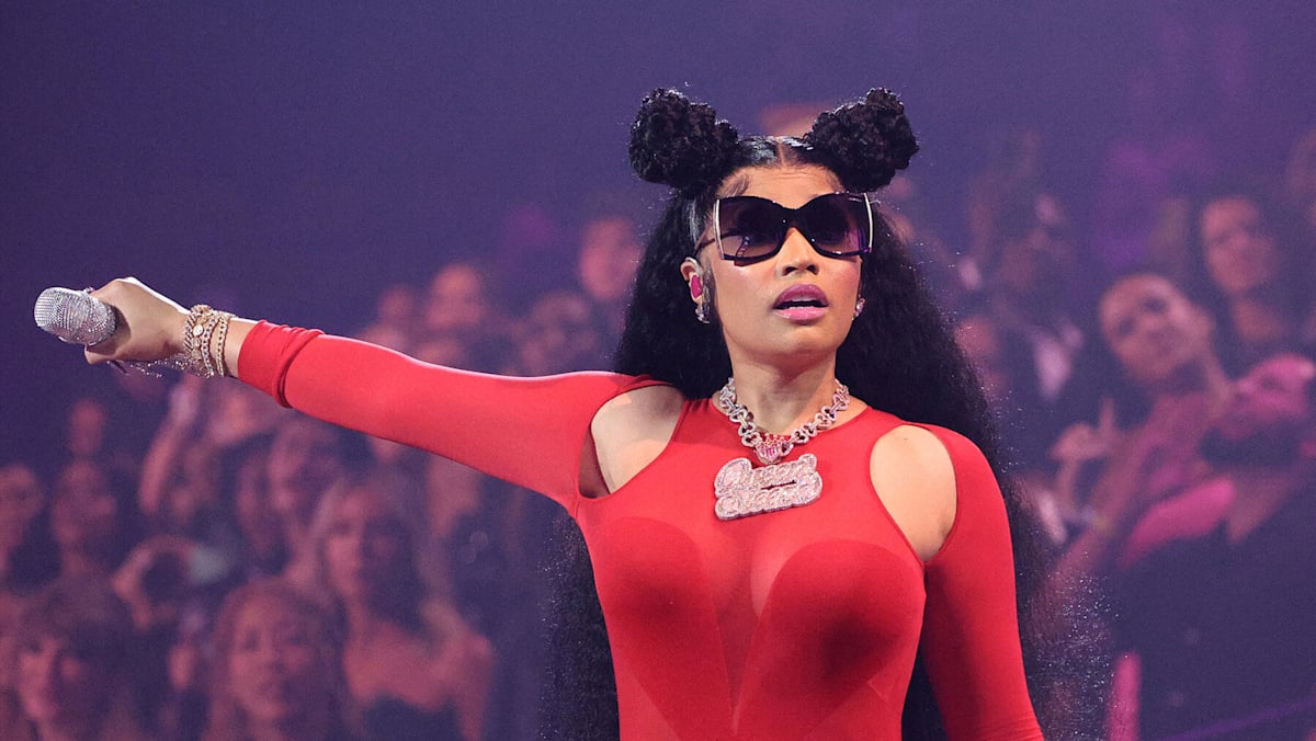 歌迷已经入场等开唱 歌手Nicki Minaj却因持毒被捕！ - vibes by 8world