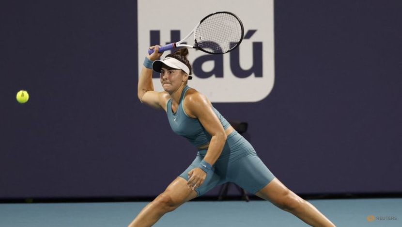Andreescu leaves court in wheelchair, Sabalenka surges in Miami Andreescu leaves court in wheelchair, Sabalenka surges in Miami