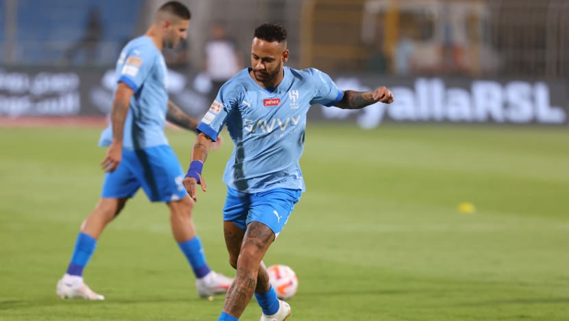 Neymar buat penampilan sulung sebagai pemain Al-Hilal; belasah Al-Riyadh 6-1 Neymar buat penampilan sulung sebagai pemain Al-Hilal; belasah Al-Riyadh 6-1