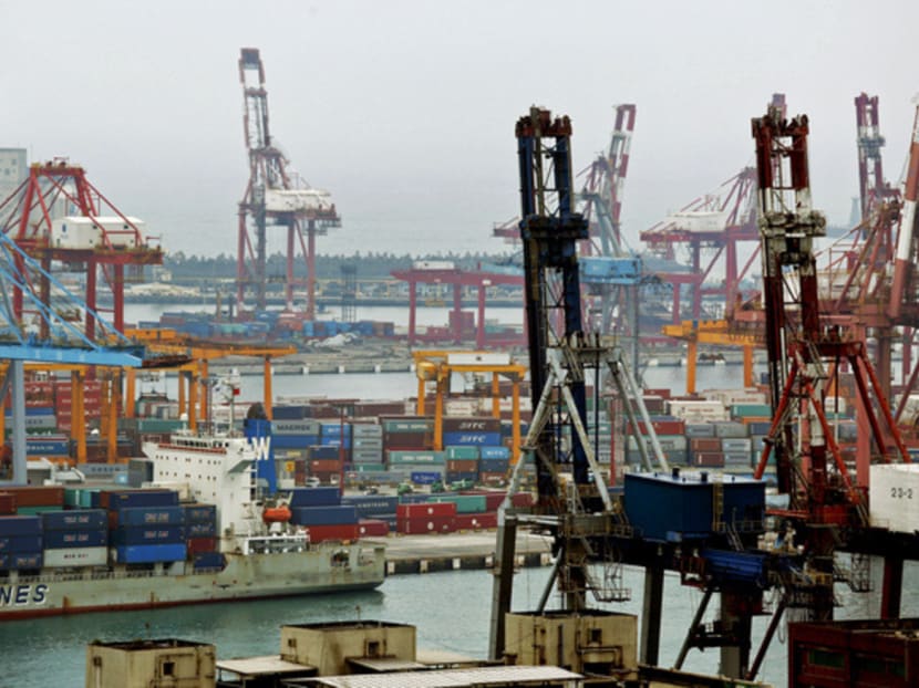Shipping containers at Keelung port, northern Taiwan. The new government wants to seek more diverse trade partners apart from China, in order to revive shrinking trade and boost a stagnating economy. Photo: Reuters