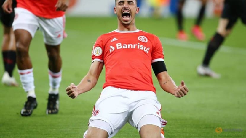 Brazil's Inter beat Athletico 2-1, Galhardo scores 13th of season Brazil's Inter beat Athletico 2-1, Galhardo scores 13th of season
