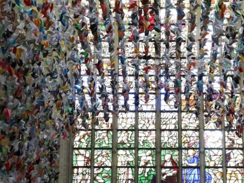 20,000 paper birds help fund COVID-19 units at Belgium hospital 20,000 paper birds help fund COVID-19 units at Belgium hospital
