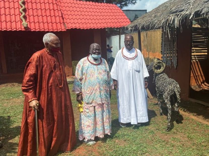 Nigerians offer artworks to British Museum in new take on looted bronzes Nigerians offer artworks to British Museum in new take on looted bronzes