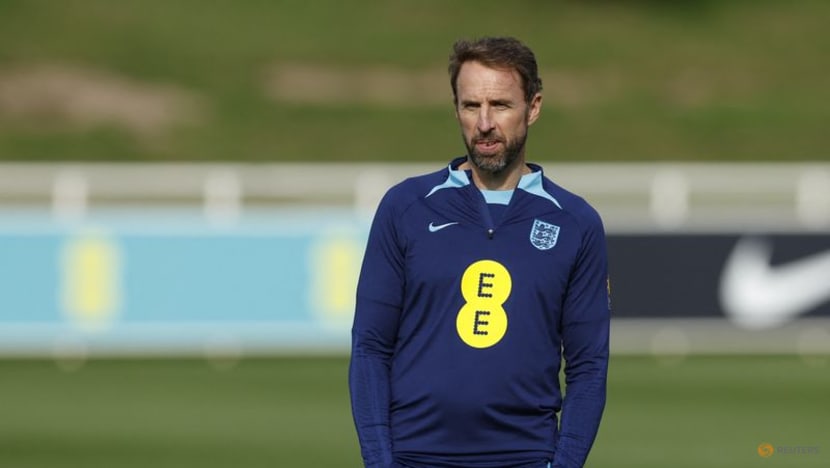 England boss Southgate backs Maguire despite Man Utd woes England boss Southgate backs Maguire despite Man Utd woes