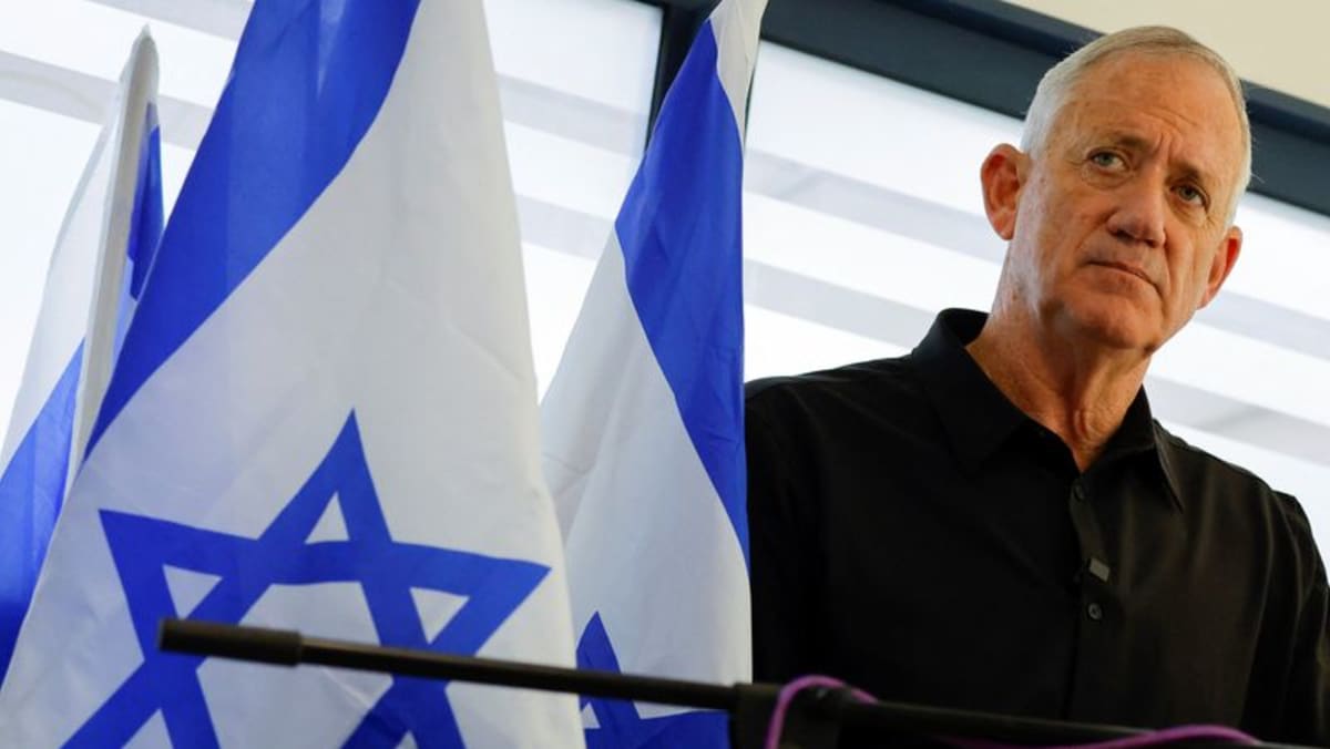 Israel war Cabinet member Gantz calls for September elections