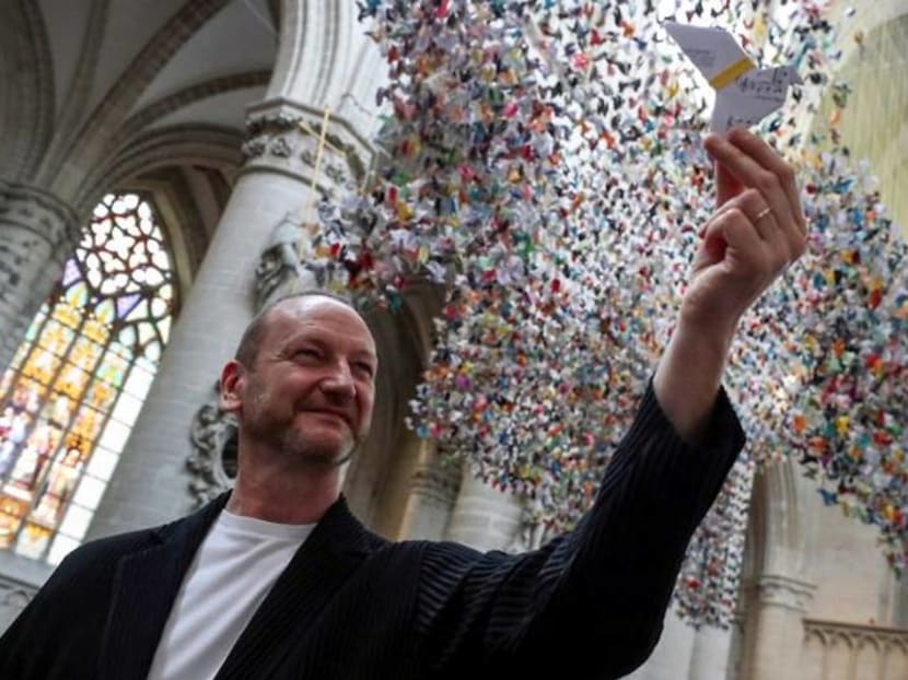 20,000 paper birds help fund COVID-19 units at Belgium hospital 20,000 paper birds help fund COVID-19 units at Belgium hospital