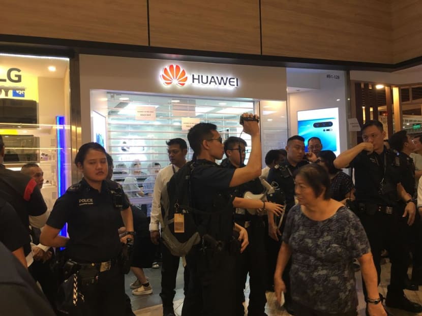 A promotion by Huawei launched on July 26, 2019 was meant to be a three-day campaign to mark Singapore's 54th year of independence, but those who queued up for the phone said that each store had fewer than 30 sets of the phone. A promotion by Huawei launched on July 26, 2019 was meant to be a three-day campaign to mark Singapore's 54th year of independence, but those who queued up for the phone said that each store had fewer than 30 sets of the phone.