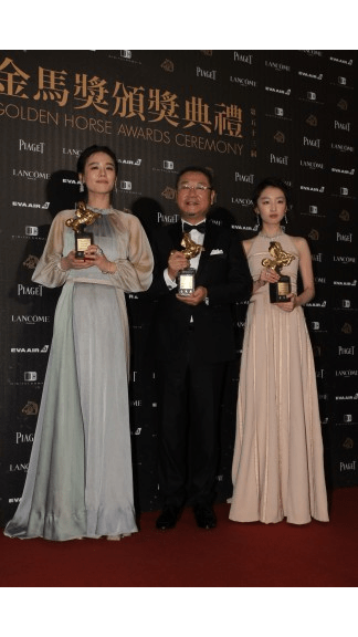 MOYNAT on X: Chinese actress Zhou Dongyu, winner of the Golden Horse  Awards, with her Gabrielle bag. #Moynat #MoynatGabrielle   / X