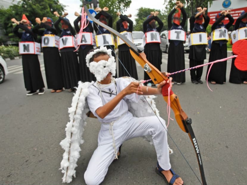 Indonesian officials, clerics ban Valentine's Day observance - TODAY